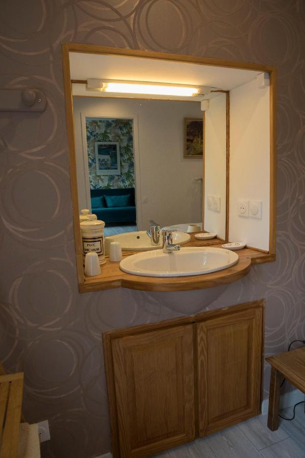Agreable Logement Independant Avec Veranda Vienne  Luaran gambar