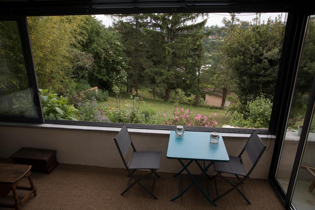 Agreable Logement Independant Avec Veranda Vienne  Luaran gambar